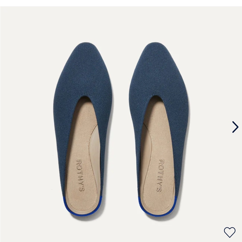 Rothy’s Almond Demi- Navy 9.5
